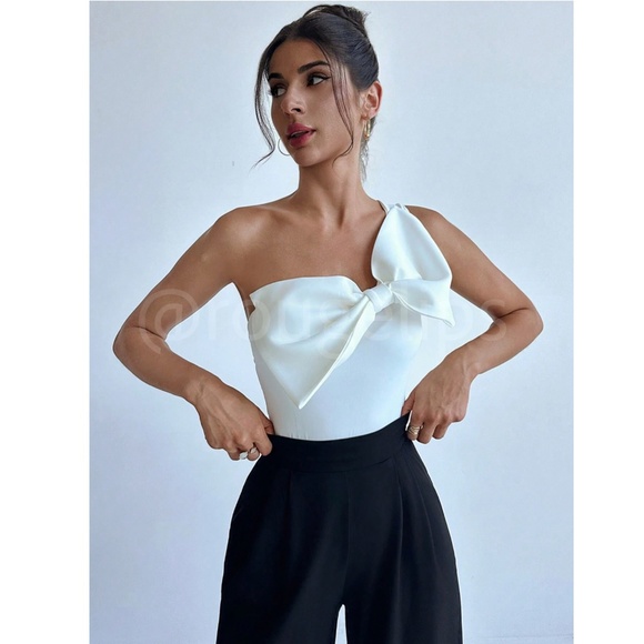 White Large Bow One Shoulder Bodysuit Slim Fit Asymmetrical - Picture 7 of 8